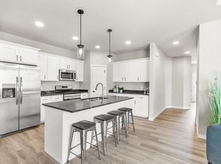 2880 Wild Goose Way, Stoughton, WI 53589