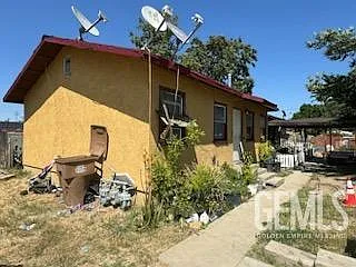 607 Washington St photo 1