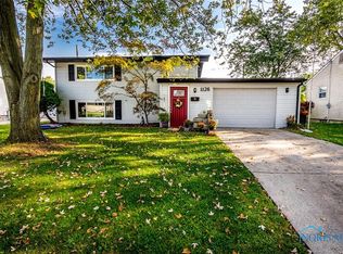 1126 Richland St, Maumee, OH 43537