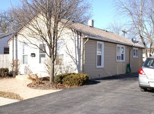 518 Jungels Ave, Aurora, IL 60505