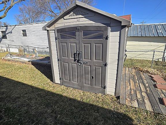 4th image of 2304 N Eastwood St Lot 11A