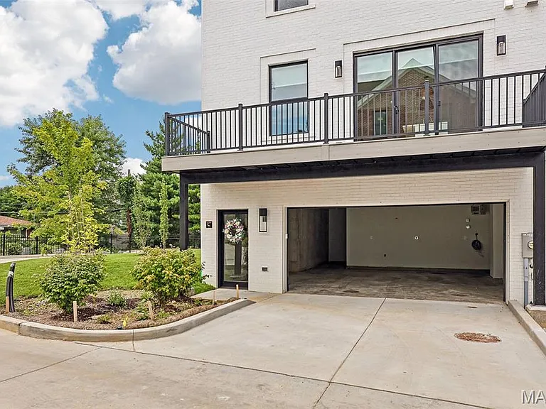 1181 Noa Ln #33 — Photo 39