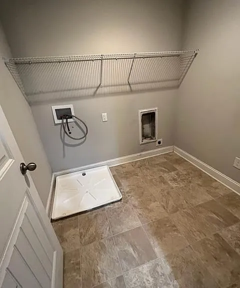 237 Claudia Dr — Photo 13