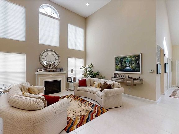 4th image of 50 Constantine Way