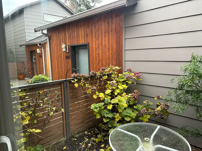 2415 S Norman St — Photo 14