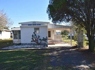 6236 New York St, Zephyrhills, FL 33542