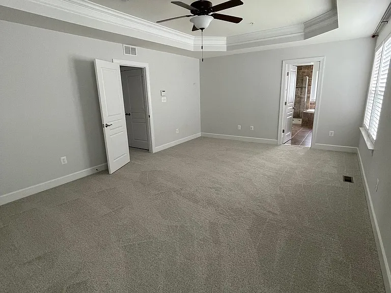 43691 Yulan St — Photo 11