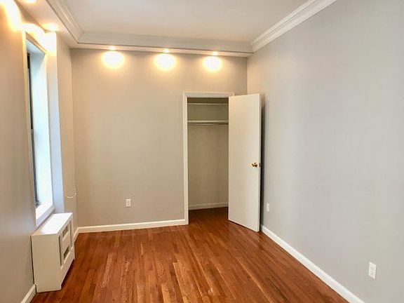 4th image of 1833 7th Ave APT 5I