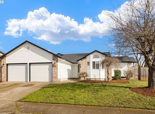 1187 S 45th St, Springfield, OR 97478