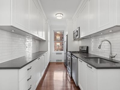 73-12 35th Ave #B44, Queens, NY, 11372