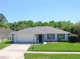 28524 Twinbrook Ln, Zephyrhills, FL 33543