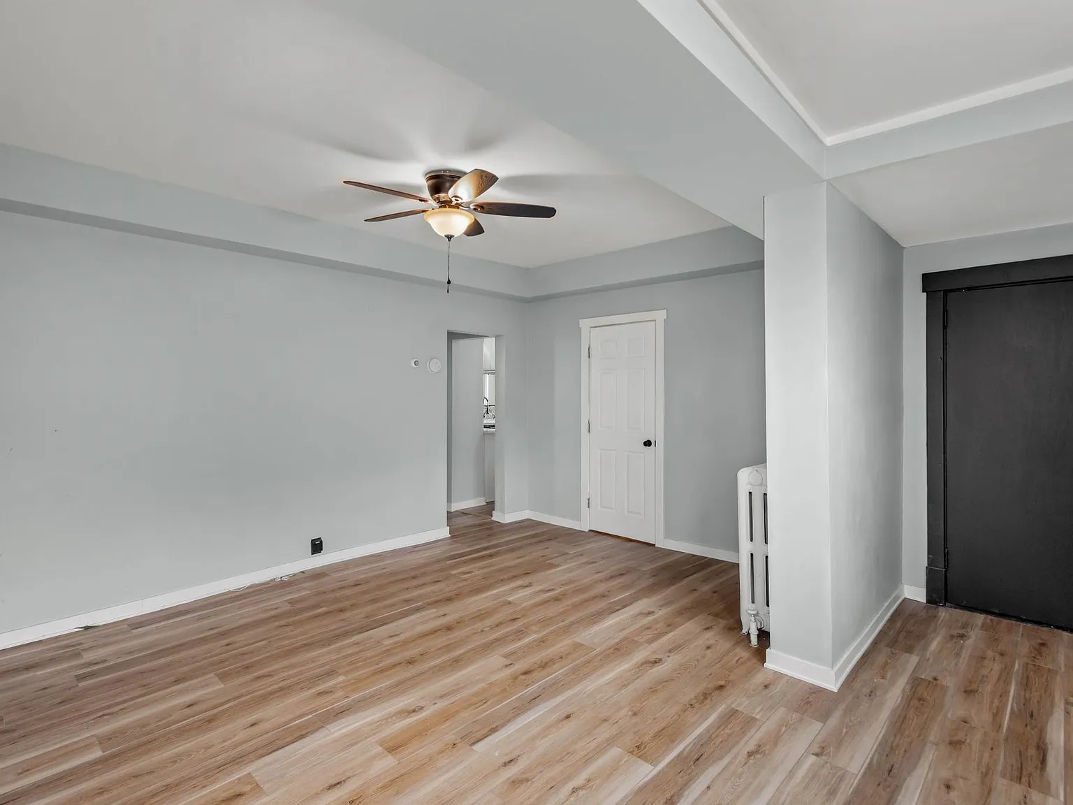 1 bed, 750 sqft, $1,195 — Photo 3