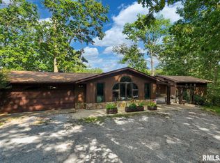 11119 Adams Acres Dr, Marion, IL 62959