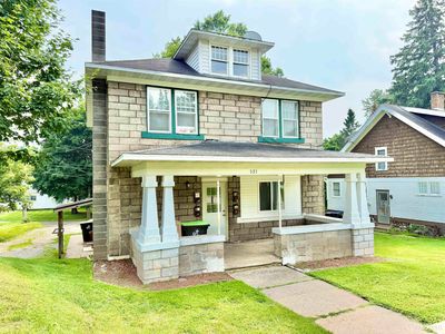 521 E F St, Iron Mountain, MI, 49801
