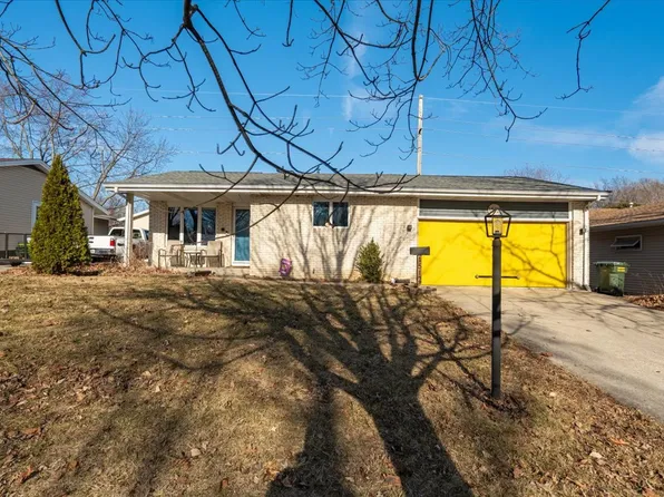 1512 E Fairlawn Dr, Urbana, IL 61802