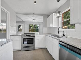 9731 Willmont Rd, La Porte, TX 77571