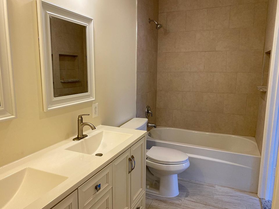 1st image of 6524 China Grove Ct