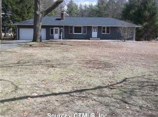 18 Perron Rd, Plainville, CT 06062