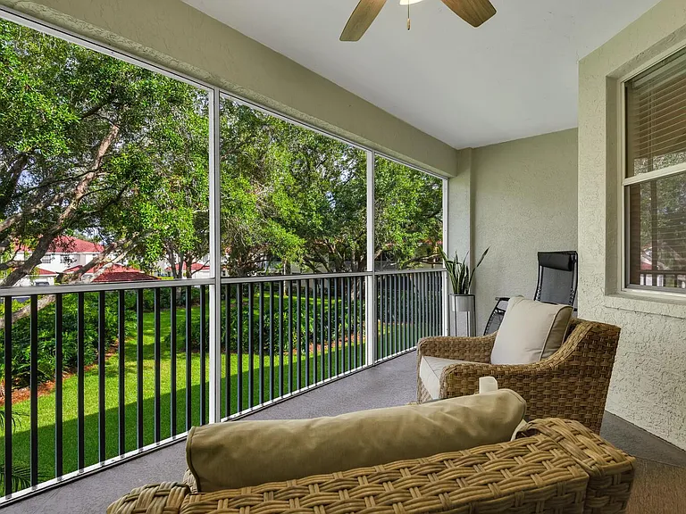 710 Lalique Cir #906 — Photo 22