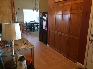 9233 Lake Haven Dr, Elberfeld, IN 47613