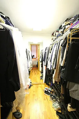 Rented by Level Group | media 17