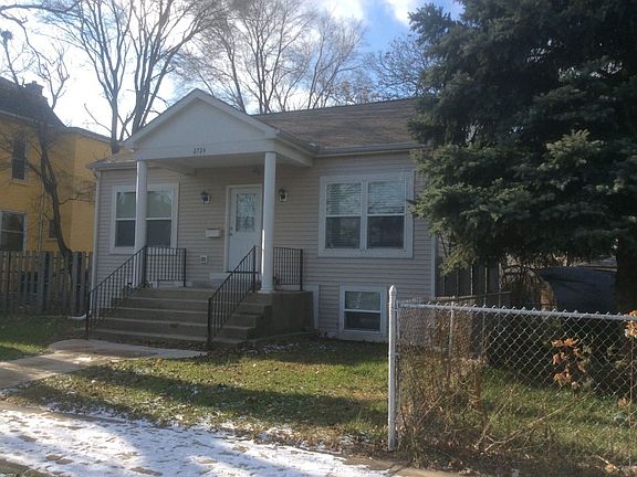 3rd image of 2724 S 58th Ct