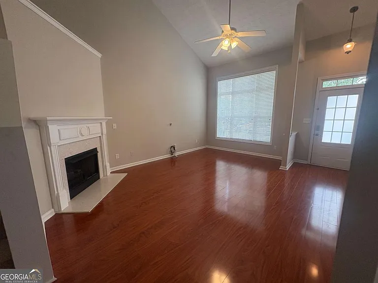 235 Cool Weather Dr — Photo 2