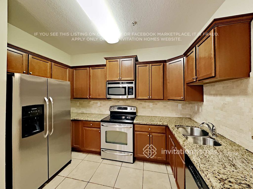 167 SW 7th Ct, photo 7