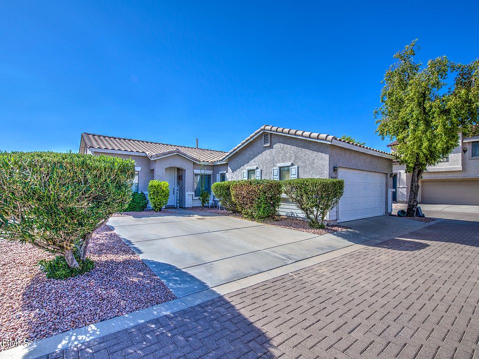 1st image of 2536 E INDIAN WELLS Place