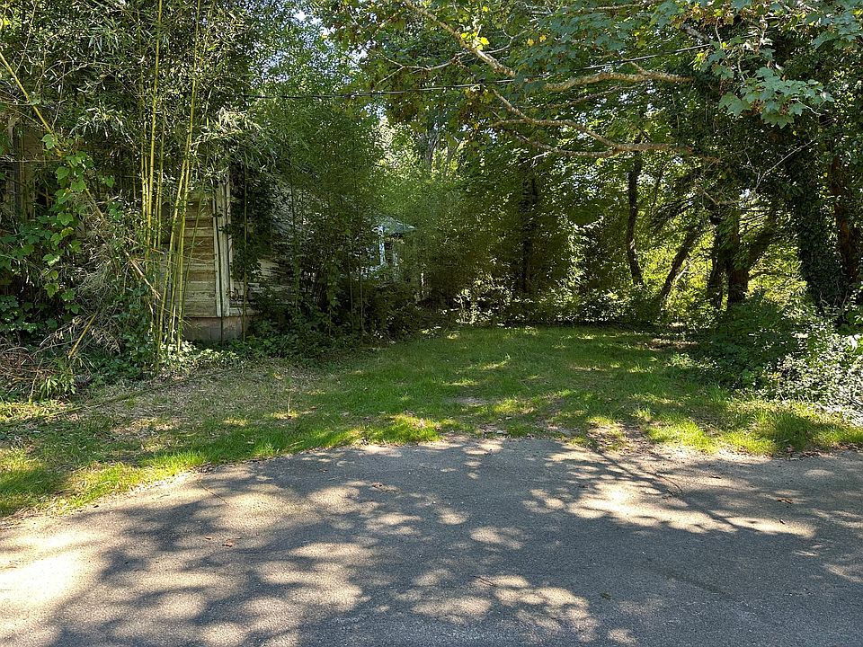 1st image of 13 Cricket Lane