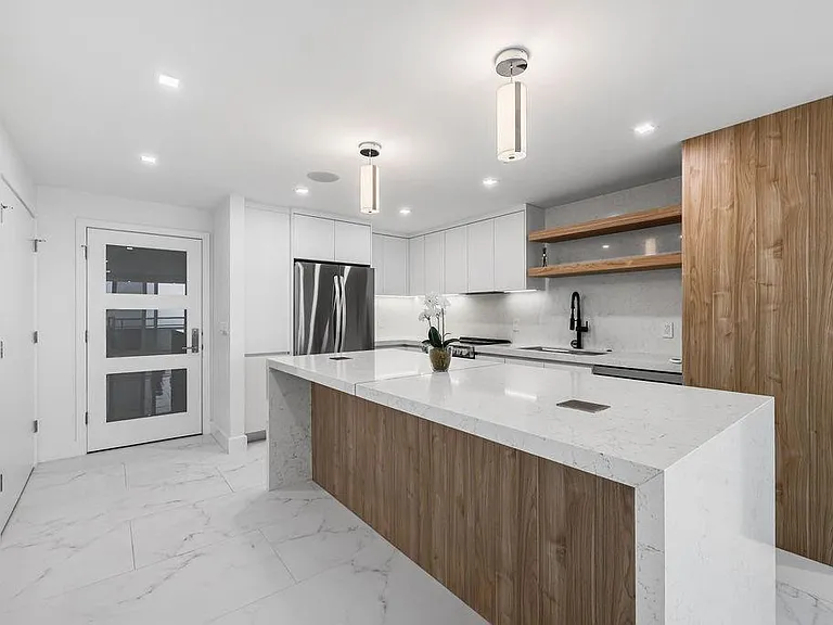 545 S Fort Lauderdale Beach Blvd #1701 — Photo 2