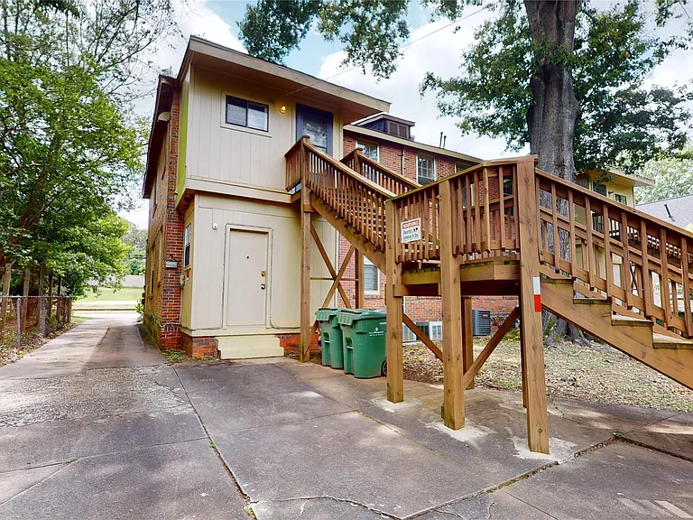 1130 S Lawrence St #1130 — Photo 17