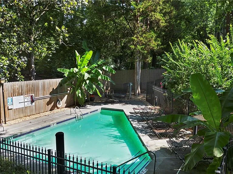 424 Lindbergh Dr NE #208 — Photo 26