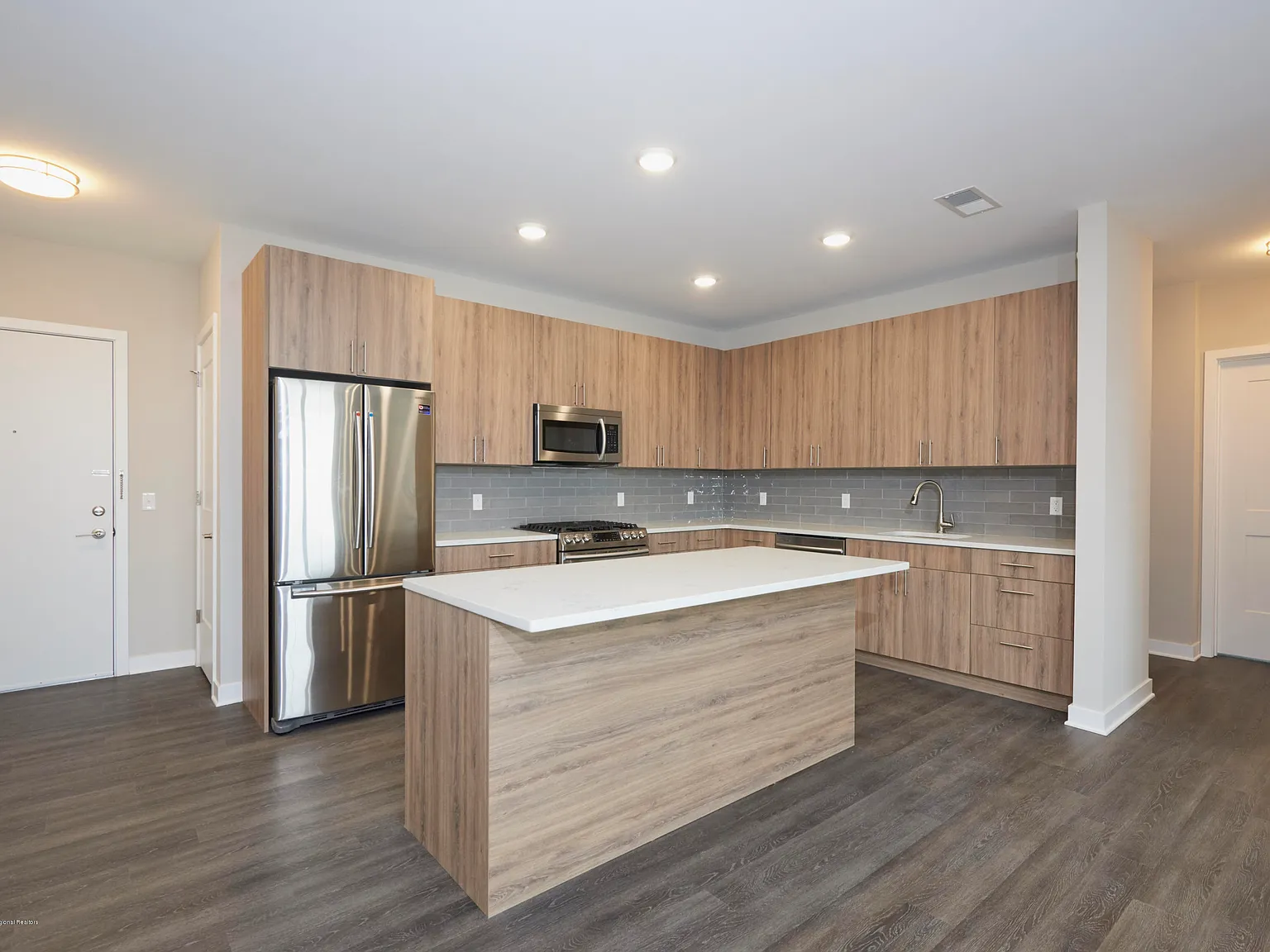 2 bed, 1203 sqft, $3,450 — Photo 2