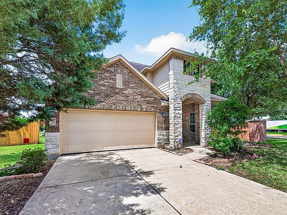 2nd image of 25111 Summer Walk Ln