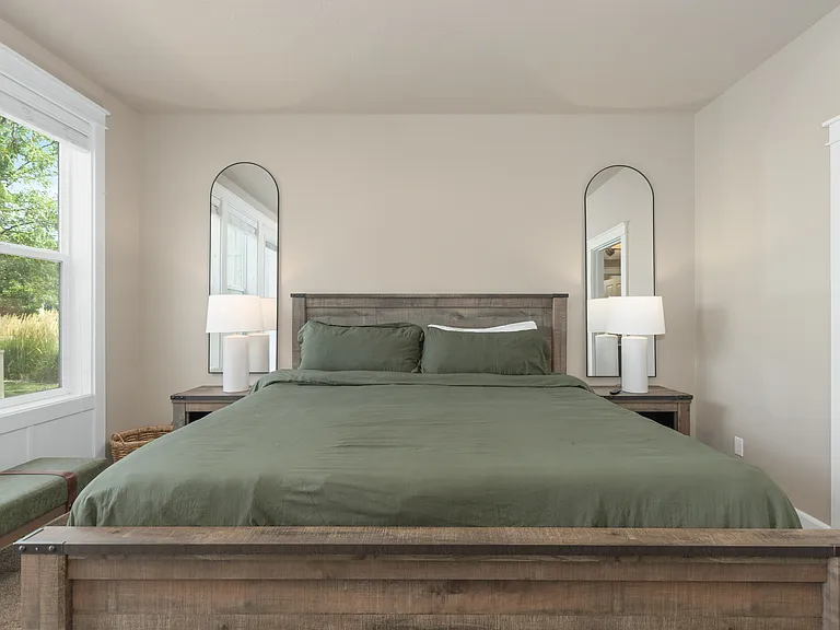 2598 E Decameron Ln — Photo 2