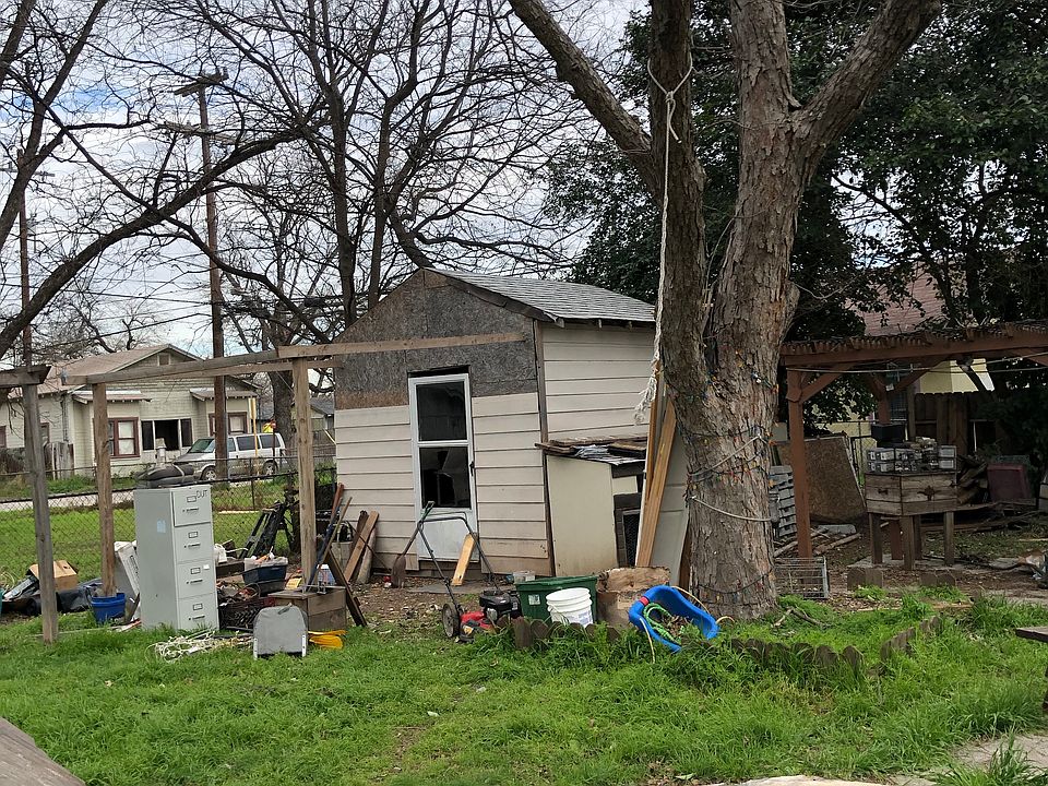 1st image of 239 Wilcox Ave