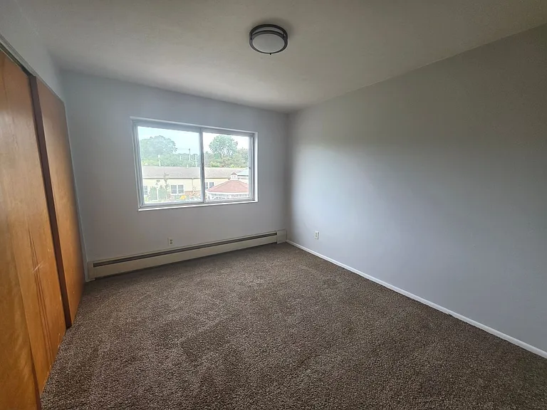 21 Olive St — Photo 4