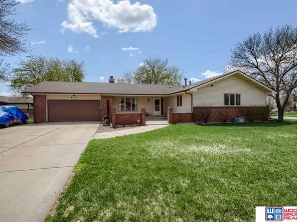 4001 Pleasantview Cir, Lincoln, NE 68504