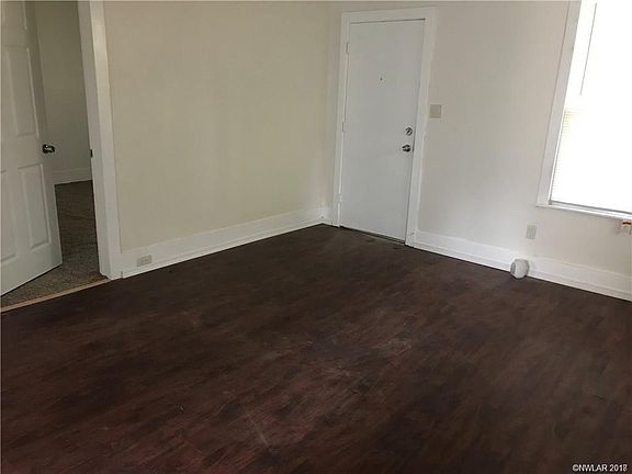 4th image of 3761 W College St