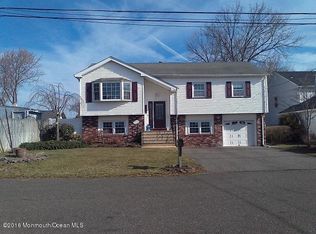 2541 Honeysuckle Ln, Point Pleasant Beach, NJ 08742