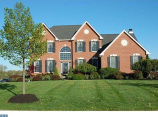 35 Knights Crest Ct, Souderton, PA 18964