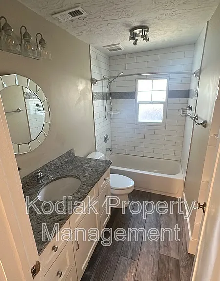312 N 100 E — Photo 15