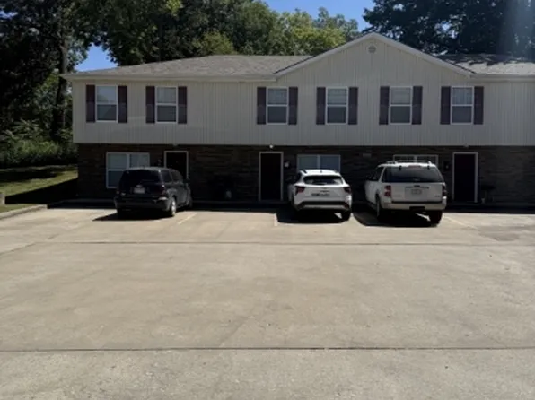 408 Ming St #D, Warrensburg, MO 64093