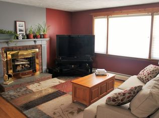 33 Hillside Dr, Ellington, CT 06029