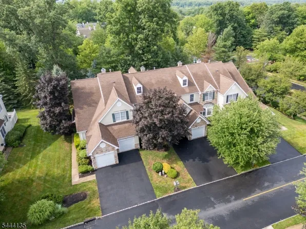 58 Patriot Hill Dr, Bernards Twp., NJ 07920