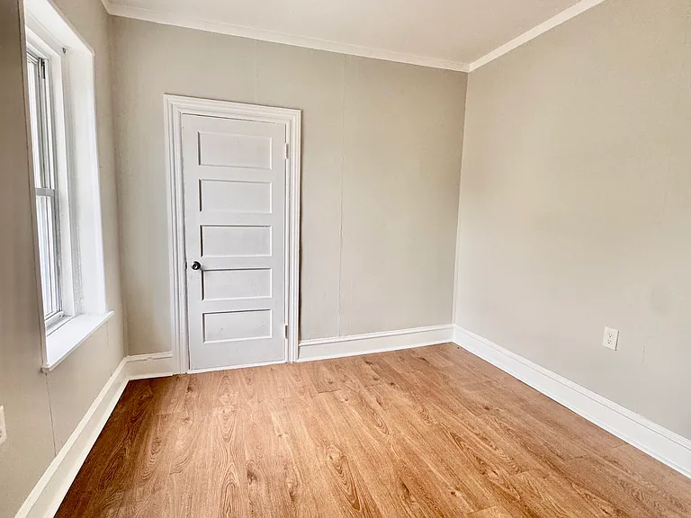 352 E Main St #2 — Photo 7