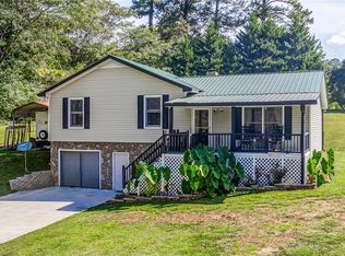 69 Old Blairsville Hwy, Talking Rock, GA 30175