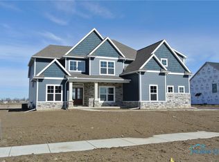 540 Canterbury Blvd, Perrysburg, OH 43551