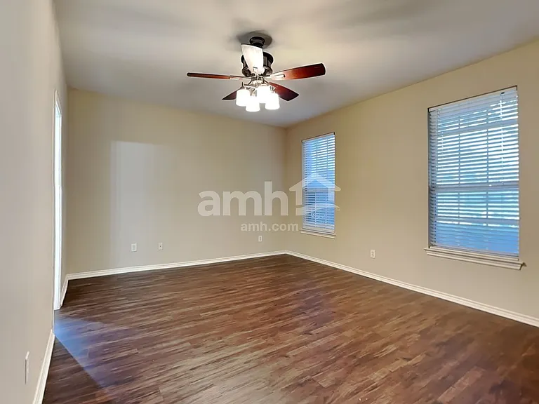 5217 Alec Dr — Photo 10